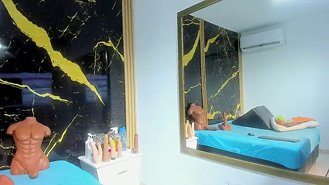 Snapshot of AdrianaVegga chatting on March 11, 2026, 3:00 am AdrianaVegga online show from March 11, 2026, 3:00 am