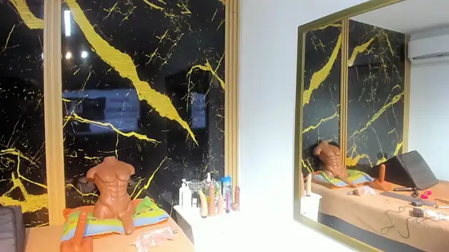 Snapshot of AdrianaVegga chatting on March 18, 2026, 2:26 am AdrianaVegga online show from March 18, 2026, 2:26 am