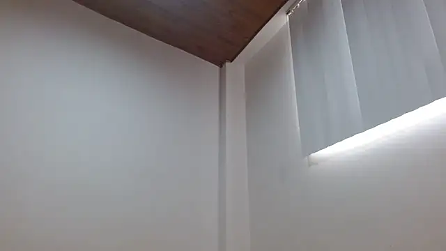 Crystal Star  online show from December 14, 2025, 12:00 pm