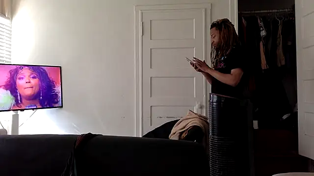 Snapshot of Diodre_Benyoon chatting on March 17, 2026, 4:54 pm Diodre Benyoon online show from March 17, 2026, 4:54 pm