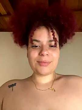 Snapshot of Enyagleam_ chatting on October 16, 2025, 3:04 am Enyagleam online show from October 16, 2025, 3:04 am