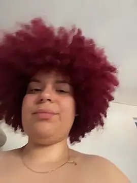 Snapshot of Enyagleam_ chatting on October 27, 2025, 9:16 pm Enyagleam online show from October 27, 2025, 9:16 pm