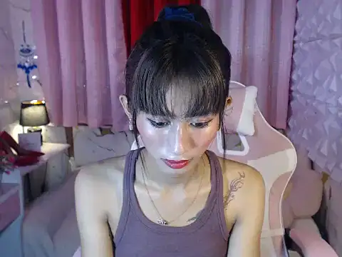 Ur sweettranspinay online show from September 19, 2025, 1:42 am