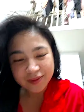 Snapshot of Minn-cute chatting on November 9, 2025, 9:24 am Minn-cute online show from November 9, 2025, 9:24 am