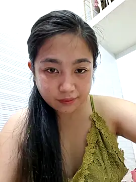 Snapshot of Minn-cute chatting on November 6, 2025, 5:00 am Minn-cute online show from November 6, 2025, 5:00 am