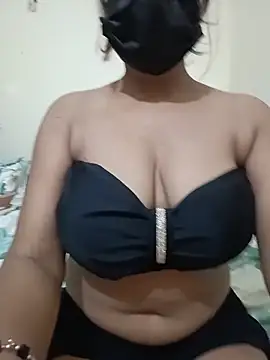 Snapshot of Little_toy_girl chatting on July 8, 2026, 11:44 am Little toy girl online show from July 8, 2026, 11:44 am