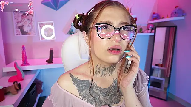 Snapshot of dreamleah_ chatting on March 26, 2026, 11:13 pm dreamleah online show from March 26, 2026, 11:13 pm