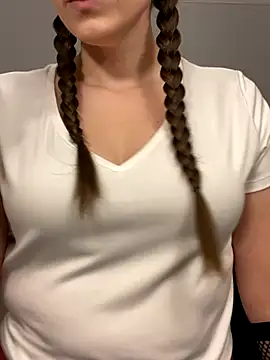 Mommasaurrex online show from October 22, 2025, 2:22 am