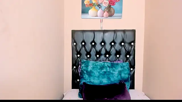 Toxicfantasy4u online show from February 18, 2026, 4:25 pm