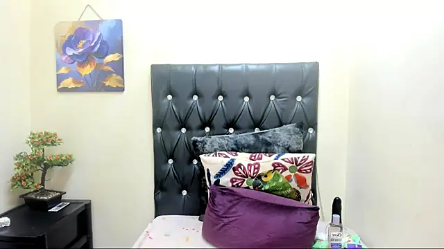 Snapshot of Toxicfantasy4u chatting on November 1, 2025, 6:08 am Toxicfantasy4u online show from November 1, 2025, 6:08 am