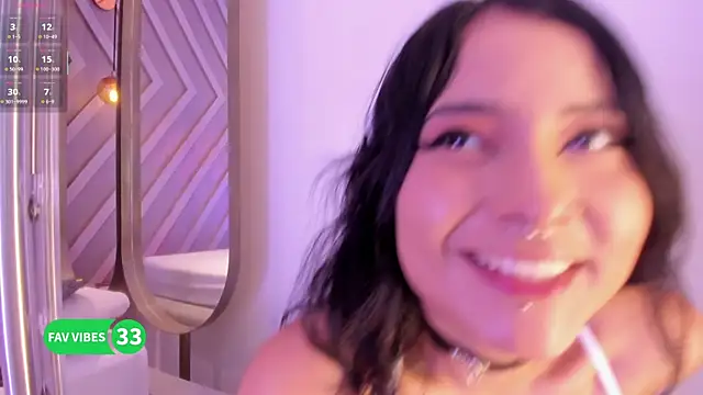 Snapshot of belamonroe chatting on October 26, 2025, 5:24 pm belamonroe online show from October 26, 2025, 5:24 pm