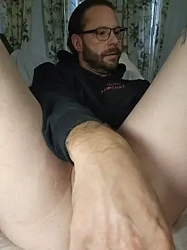 Chiligrande6969 online show from October 22, 2025, 4:17 pm