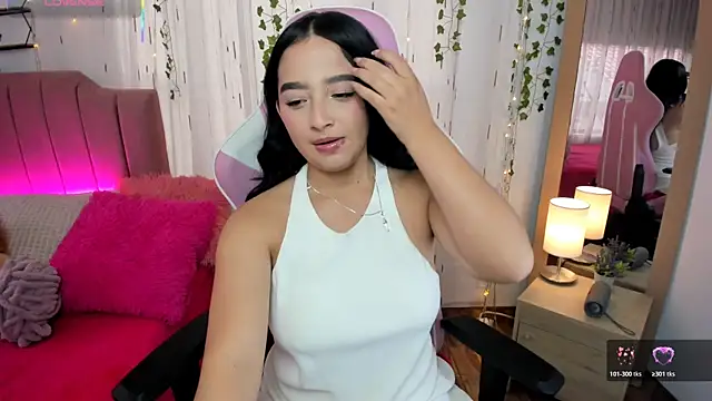 Snapshot of Aurora_duval chatting on December 4, 2025, 8:08 pm Aurora duval online show from December 4, 2025, 8:08 pm