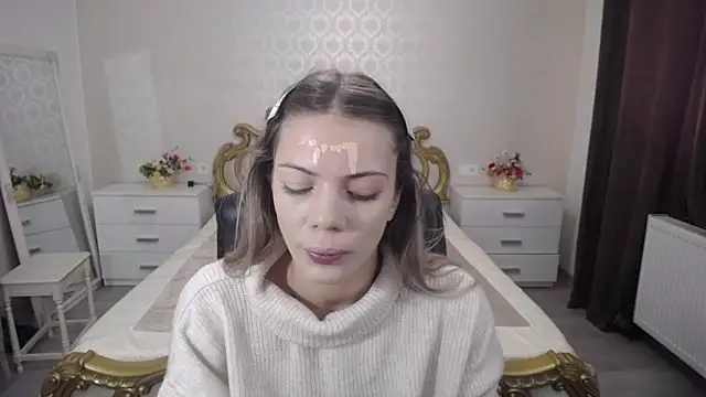 AmberTop online show from October 22, 2025, 6:46 am