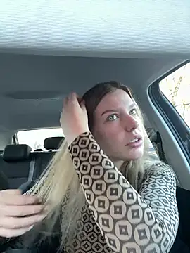 Snapshot of Chloemillerrxx chatting on November 30, 2025, 11:55 am Chloemillerrxx online show from November 30, 2025, 11:55 am