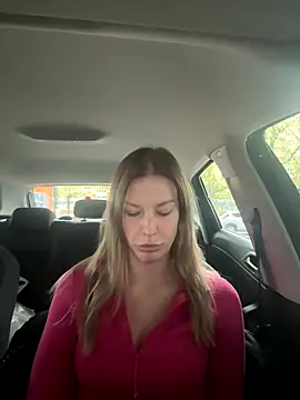 Snapshot of Chloemillerrxx chatting on November 29, 2025, 1:33 pm Chloemillerrxx online show from November 29, 2025, 1:33 pm