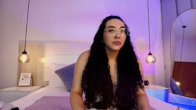 alehia cute online show from October 23, 2025, 11:03 pm