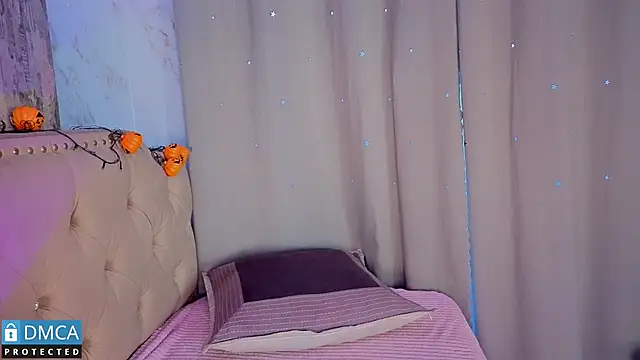 leidy morales  online show from November 8, 2025, 11:14 am