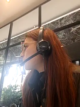 Natalykaty online show from May 6, 2026, 3:49 pm