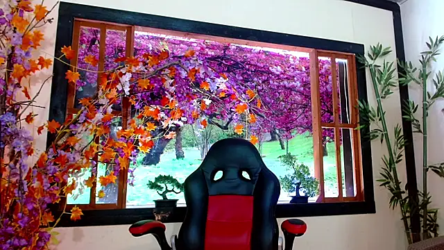 Juliette Miel online show from October 14, 2025, 3:18 am