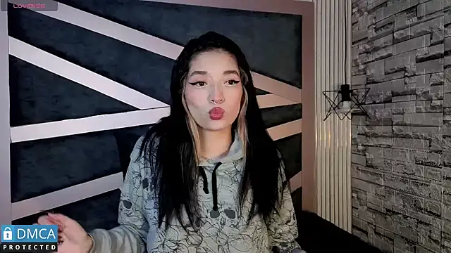 Snapshot of stepha__ chatting on February 5, 2026, 11:06 am stepha online show from February 5, 2026, 11:06 am