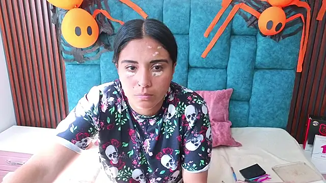 Snapshot of EmilyGala chatting on October 30, 2025, 8:06 pm EmilyGala online show from October 30, 2025, 8:06 pm