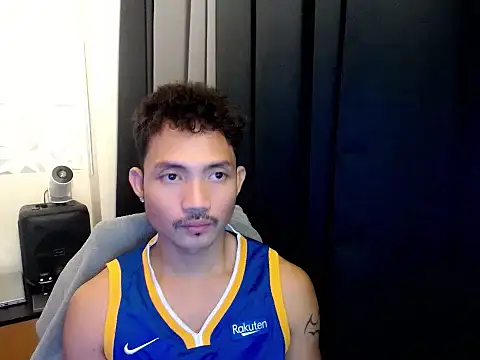 Snapshot of Thefriskyasian chatting on September 20, 2025, 6:13 pm Thefriskyasian online show from September 20, 2025, 6:13 pm