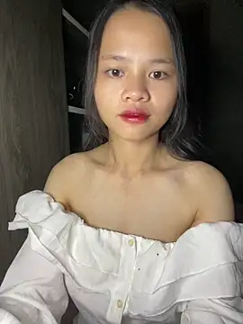 Hana-44 online show from November 10, 2025, 6:13 pm