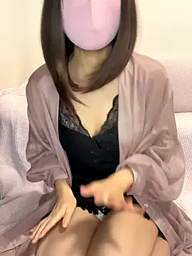 reina 00121 online show from November 10, 2025, 12:26 am