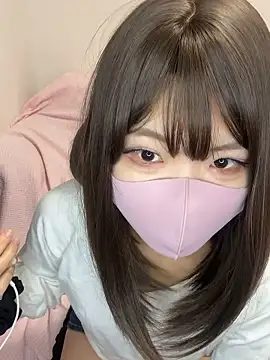 reina 00121 online show from November 11, 2025, 12:27 am