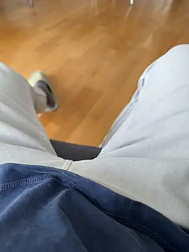 Snapshot of -Styleto chatting on November 4, 2025, 11:14 am -Styleto online show from November 4, 2025, 11:14 am