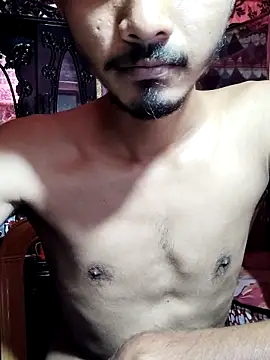 Hot- couple online show from May 6, 2026, 9:41 pm