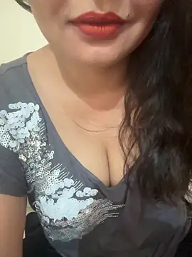 Bhabi Ki Antarvasna online show from September 22, 2025, 9:48 am