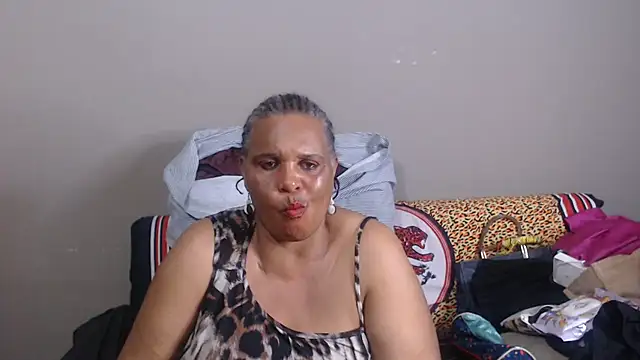 GrandBustyMelon online show from July 26, 2026, 4:03 pm