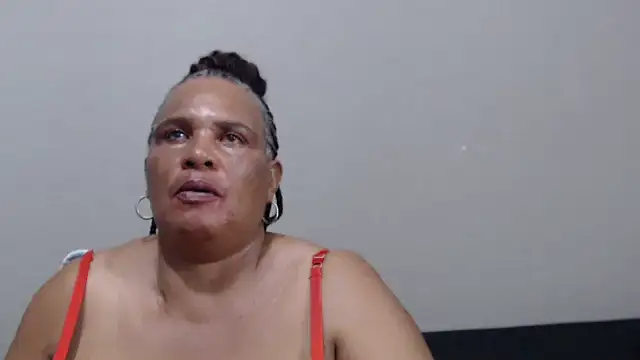 Snapshot of GrandBustyMelon chatting on March 9, 2026, 8:18 am GrandBustyMelon online show from March 9, 2026, 8:18 am