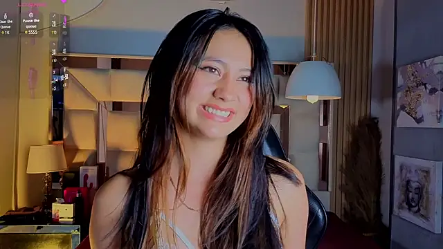 Aria Joness  online show from June 9, 2026, 9:27 pm