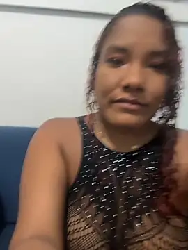 Snapshot of anailynn chatting on September 19, 2025, 12:14 am anailynn online show from September 19, 2025, 12:14 am