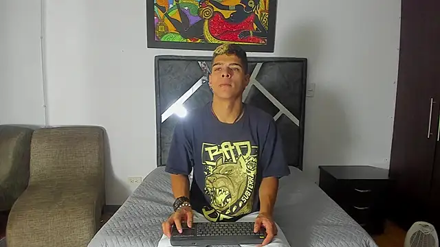 Snapshot of wyatt_3 chatting on October 16, 2025, 11:18 am wyatt 3 online show from October 16, 2025, 11:18 am