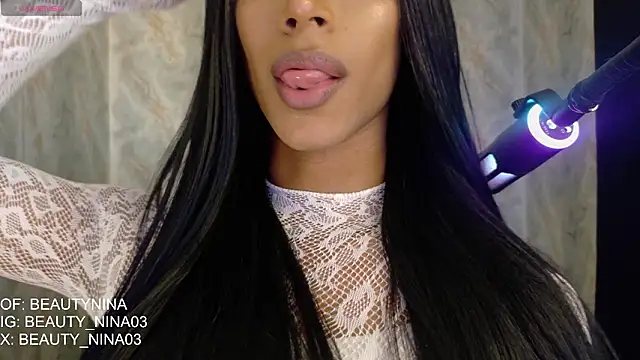 Snapshot of beauty_nina chatting on March 8, 2026, 1:58 pm beauty nina online show from March 8, 2026, 1:58 pm