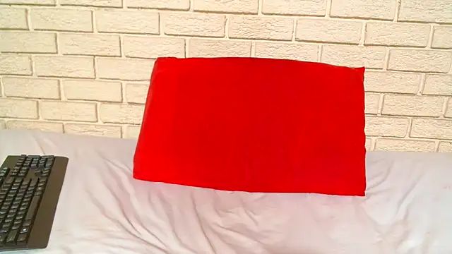 Snapshot of TALLHORNYBEAR chatting on March 12, 2026, 4:55 pm TALLHORNYBEAR online show from March 12, 2026, 4:55 pm