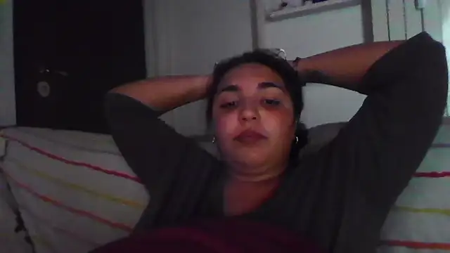 Snapshot of LadySophia03 chatting on October 13, 2025, 3:24 pm LadySophia03 online show from October 13, 2025, 3:24 pm