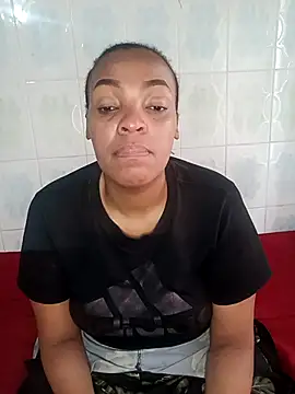 Snapshot of Eroticdollxx3 chatting on October 17, 2025, 12:29 pm Eroticdollxx3 online show from October 17, 2025, 12:29 pm