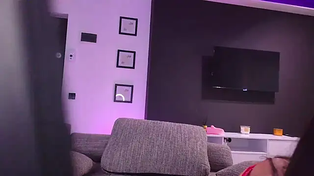 Snapshot of lyv_ty chatting on March 13, 2026, 8:08 am lyv ty online show from March 13, 2026, 8:08 am