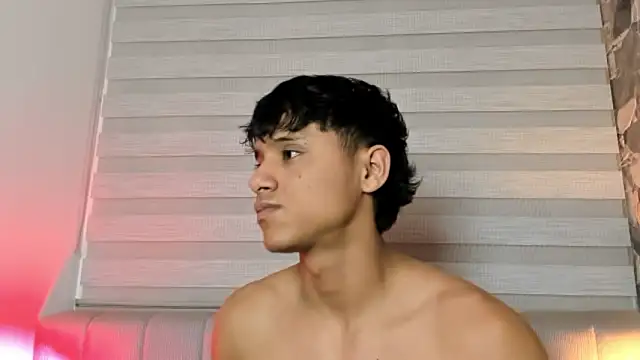 ZYZZ1312 online show from February 13, 2026, 6:24 am