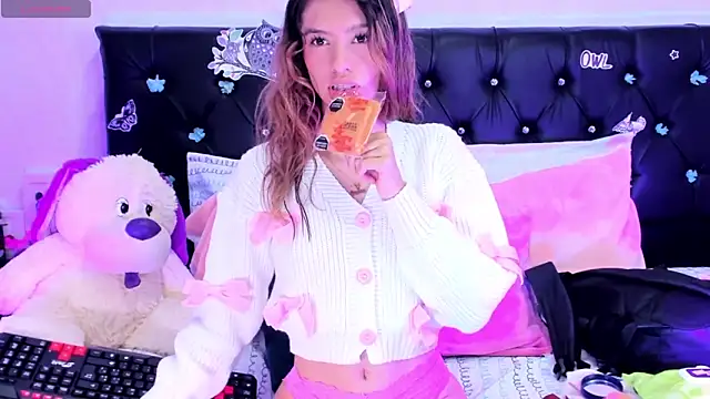 Sofiia cute  online show from April 30, 2026, 7:04 am