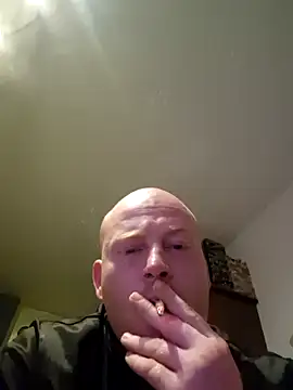 Snapshot of svenni2525 chatting on October 22, 2025, 2:00 am svenni2525 online show from October 22, 2025, 2:00 am