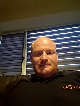 Snapshot of svenni2525 chatting on October 6, 2025, 5:13 pm svenni2525 online show from October 6, 2025, 5:13 pm