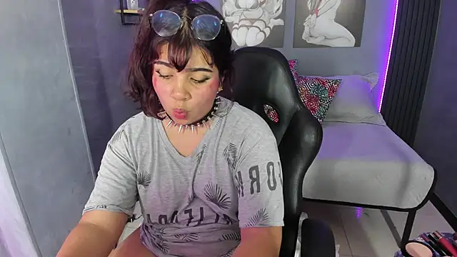 Zara Snow online show from January 17, 2026, 1:58 pm