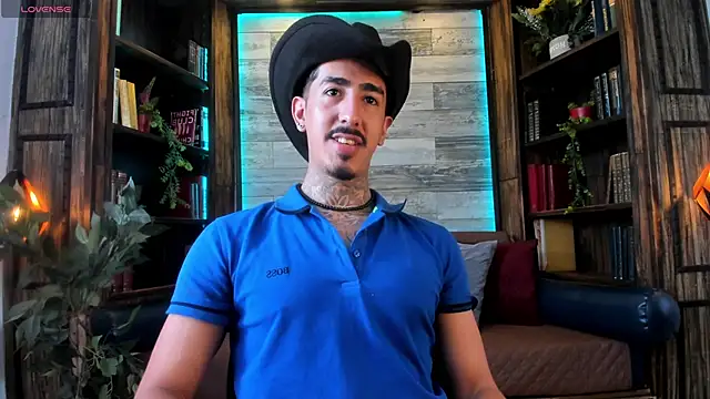 Snapshot of Donovan_Desmond chatting on June 18, 2026, 8:14 pm Donovan Desmond online show from June 18, 2026, 8:14 pm