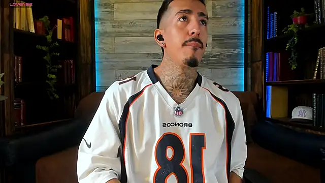 Donovan Desmond online show from May 2, 2026, 6:02 pm